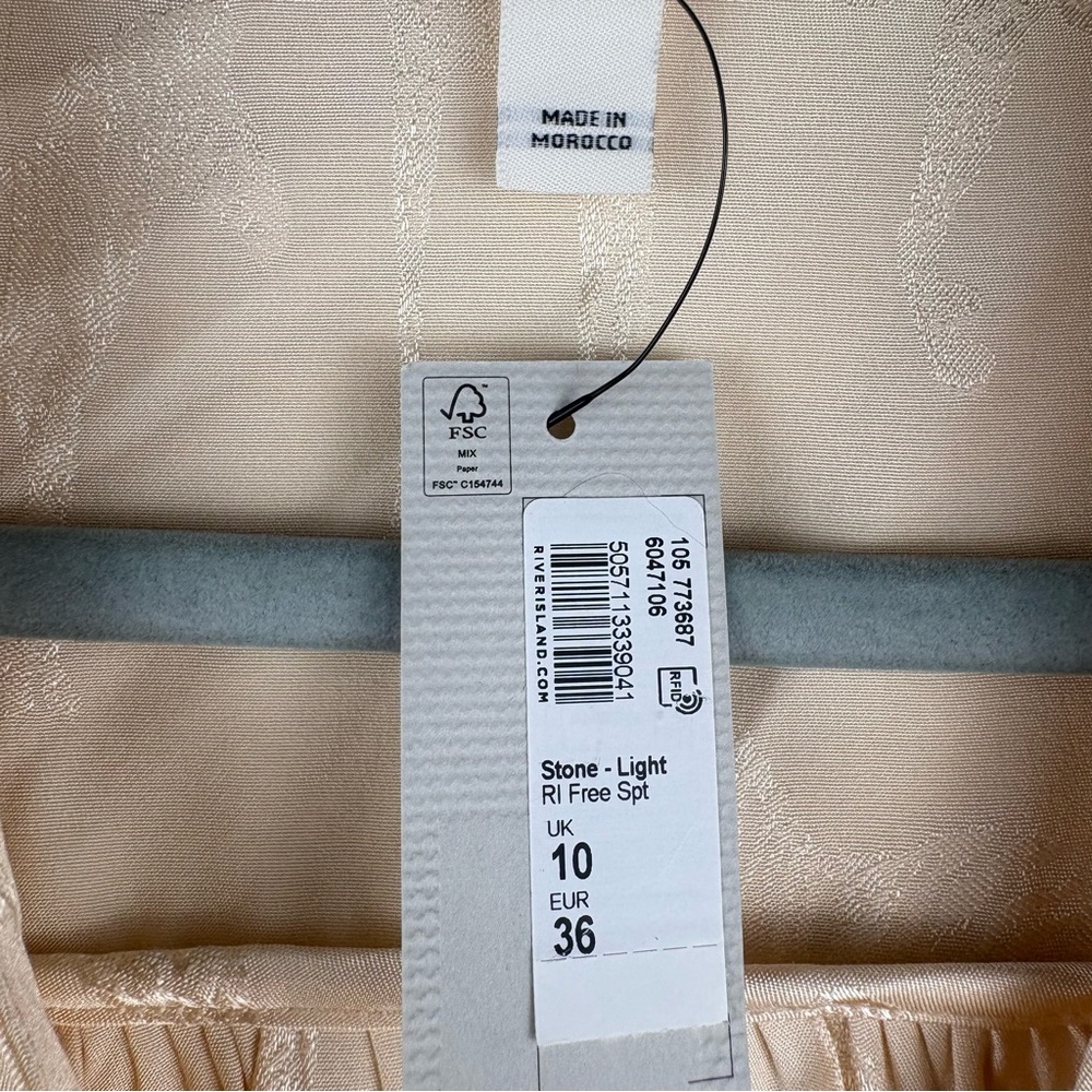 NWT River Island Cream Satin Giraffe Print Button-Up Blouse Balloon Sleeves Sz 6 - Picture 4 of 12